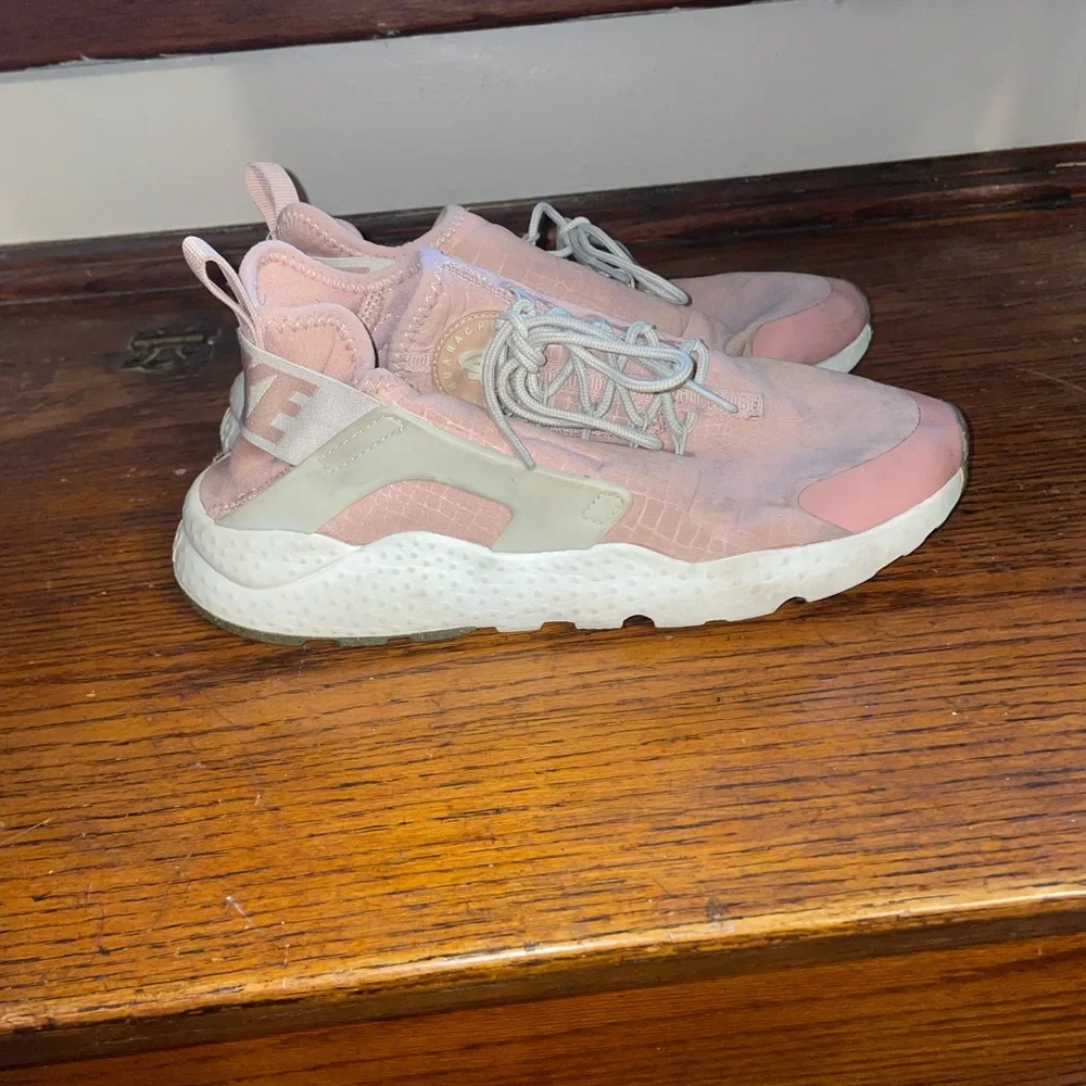 Nike Air Huarache Run Ultra N7 Pale Pink Sneakers *make offers*